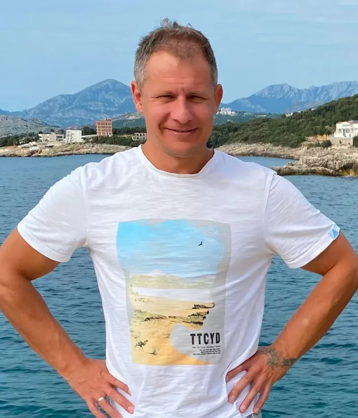 Oleksii Chebotaru is the brother of Andrii Chebotaru, a Ukrainian impressionist painter.